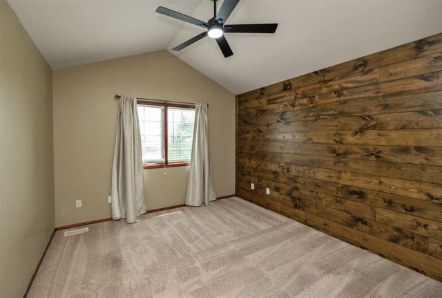 3405 NW Boulder Brook Place, Ankeny, IA 50023