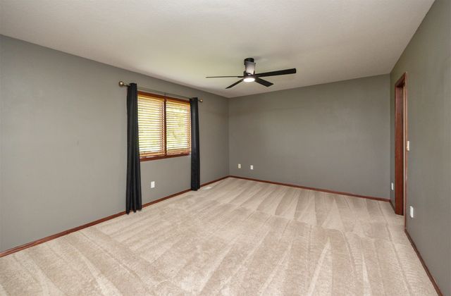 3405 NW Boulder Brook Place, Ankeny, IA 50023