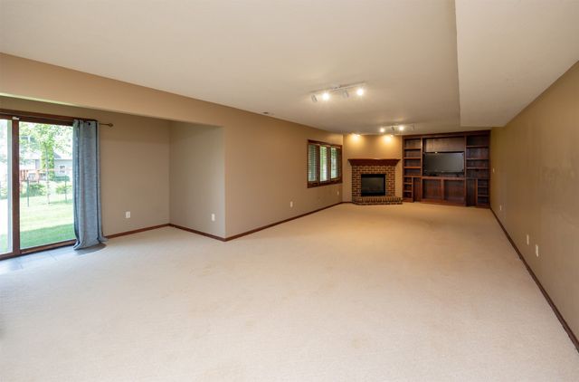 3405 NW Boulder Brook Place, Ankeny, IA 50023