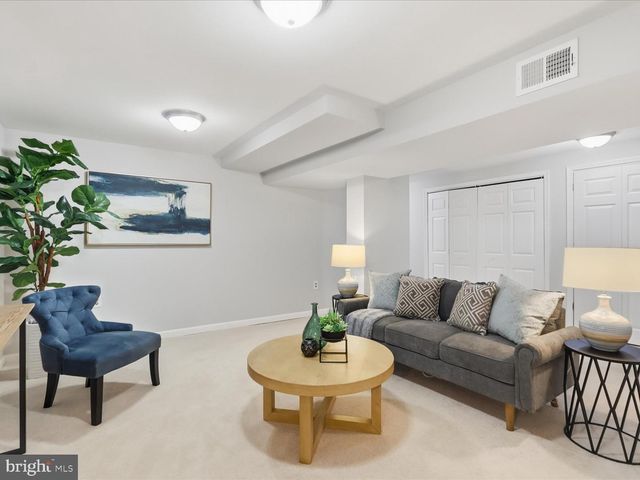 6011 BONNIE BERN CT, Burke, VA 22015