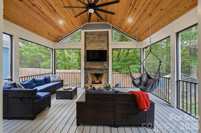 7702 Spanish Oaks Drive, Waxhaw, NC 28173