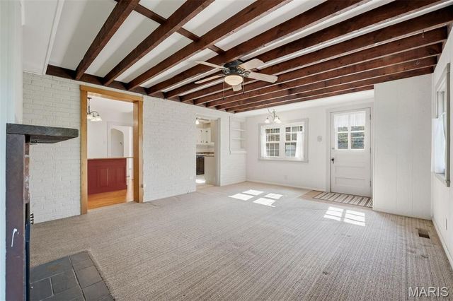 8514 Henrietta Avenue, Brentwood, MO 63144