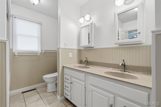 8514 Henrietta Avenue, Brentwood, MO 63144