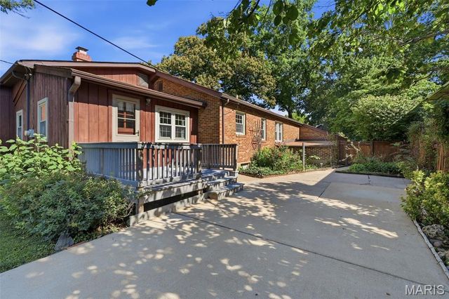 8514 Henrietta Avenue, Brentwood, MO 63144