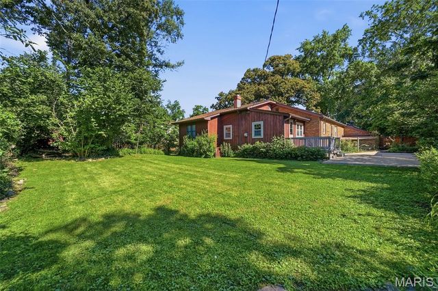 8514 Henrietta Avenue, Brentwood, MO 63144