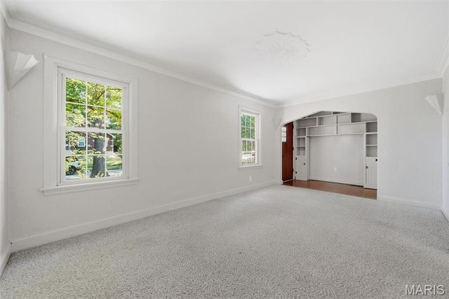 8514 Henrietta Avenue, Brentwood, MO 63144