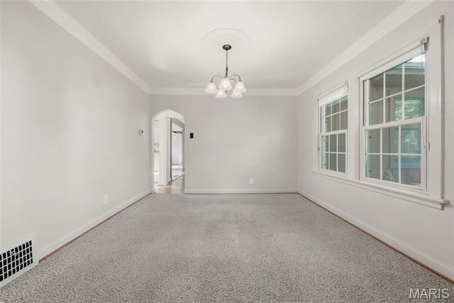 8514 Henrietta Avenue, Brentwood, MO 63144