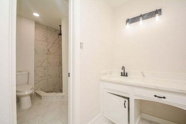 16796 Red Leaf Lane, Conroe, TX 77306