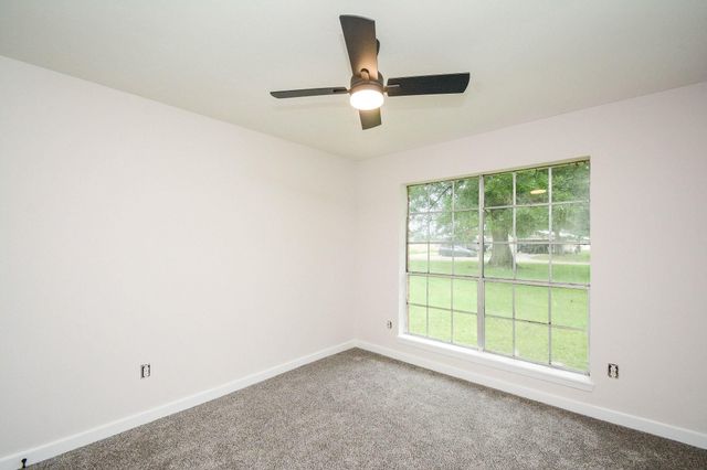 16796 Red Leaf Lane, Conroe, TX 77306