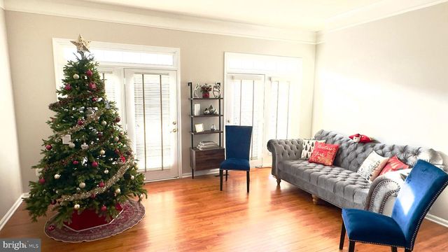 43220 BECONTREE TER, Broadlands, VA 20148