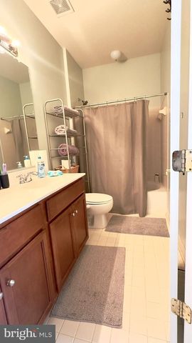 43220 BECONTREE TER, Broadlands, VA 20148