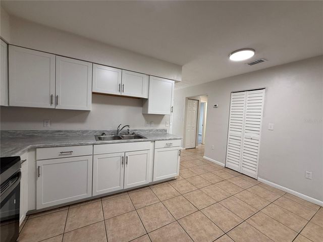 6104 SW 12TH PLACE 3, Gainesville, FL 32607