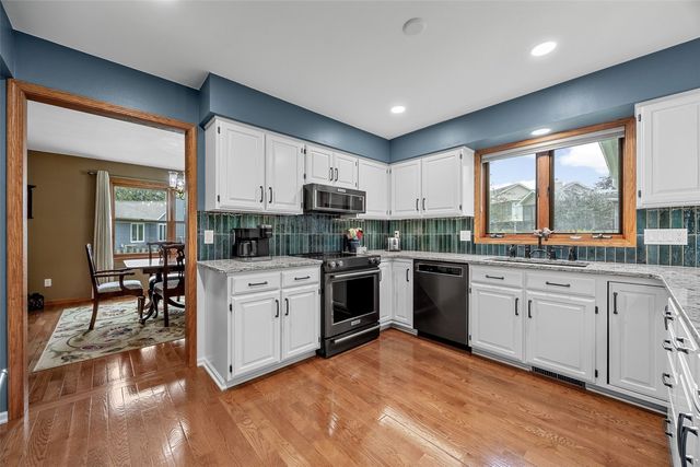 1303 Chamberlain Dr, Iowa City, IA 52240