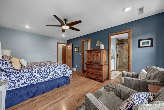 1303 Chamberlain Dr, Iowa City, IA 52240