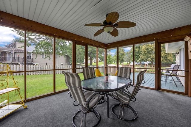 1303 Chamberlain Dr, Iowa City, IA 52240