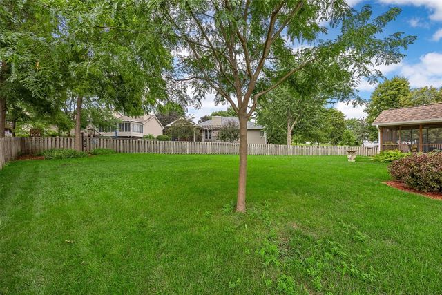 1303 Chamberlain Dr, Iowa City, IA 52240