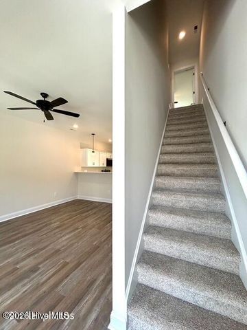 733 Cross Bridge Way, Sneads Ferry, NC 28460