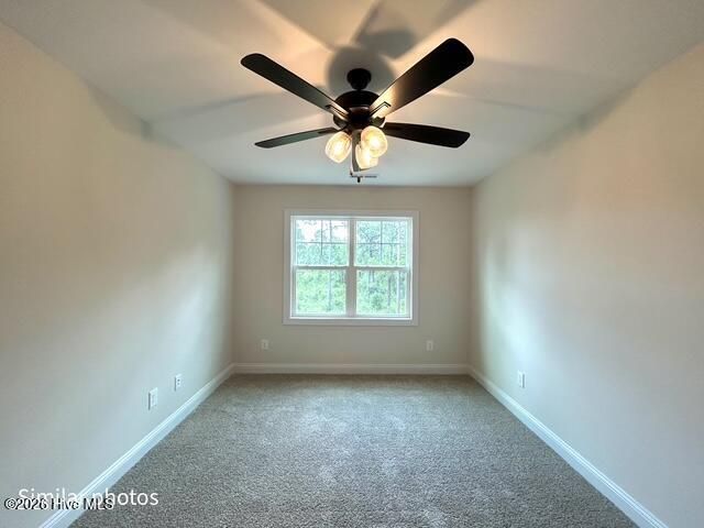 733 Cross Bridge Way, Sneads Ferry, NC 28460