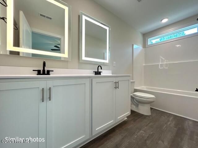733 Cross Bridge Way, Sneads Ferry, NC 28460