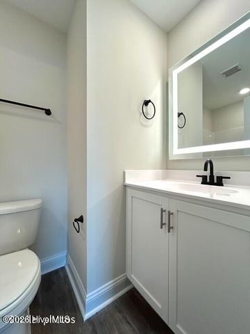 733 Cross Bridge Way, Sneads Ferry, NC 28460