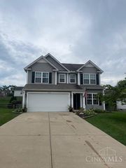 447 Lake Haven Court, Lebanon, OH 45036