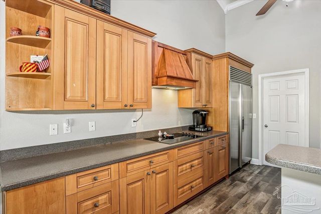 1000 Coronado Ct, Gulf Breeze, FL 32563