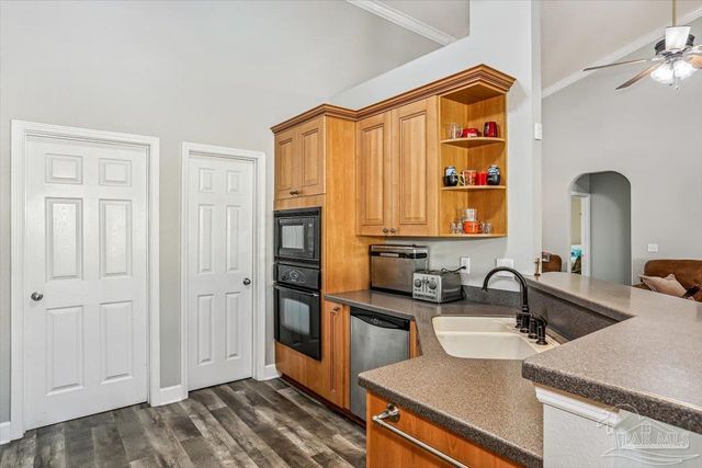 1000 Coronado Ct, Gulf Breeze, FL 32563