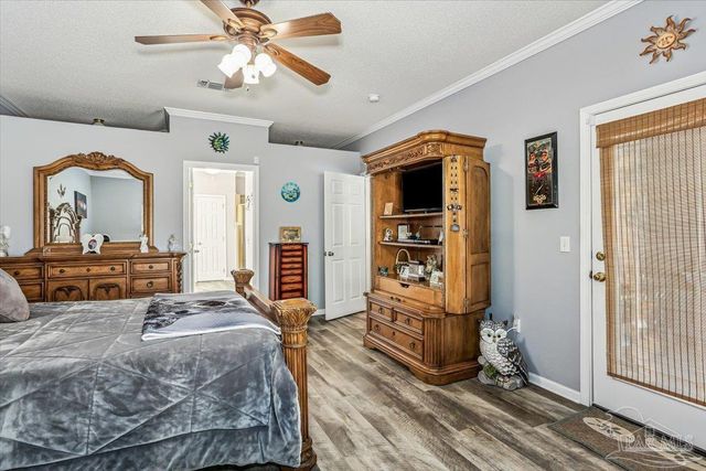 1000 Coronado Ct, Gulf Breeze, FL 32563