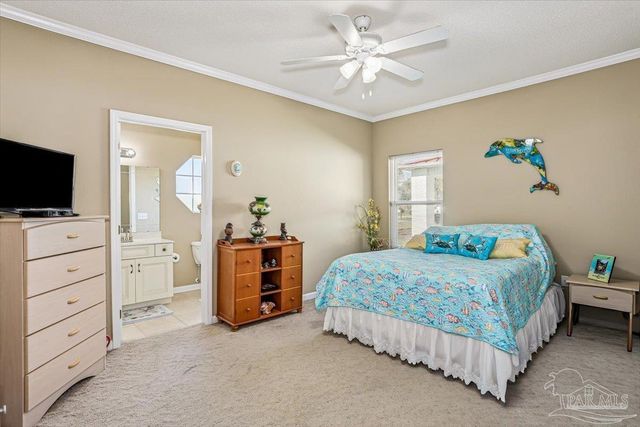 1000 Coronado Ct, Gulf Breeze, FL 32563