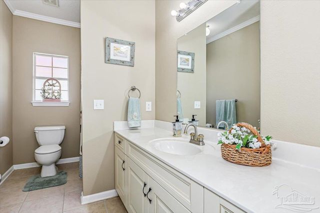 1000 Coronado Ct, Gulf Breeze, FL 32563