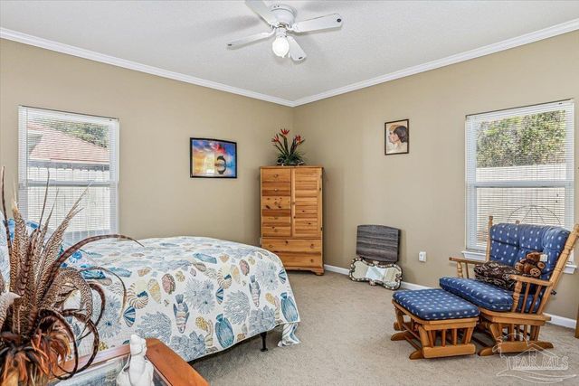 1000 Coronado Ct, Gulf Breeze, FL 32563