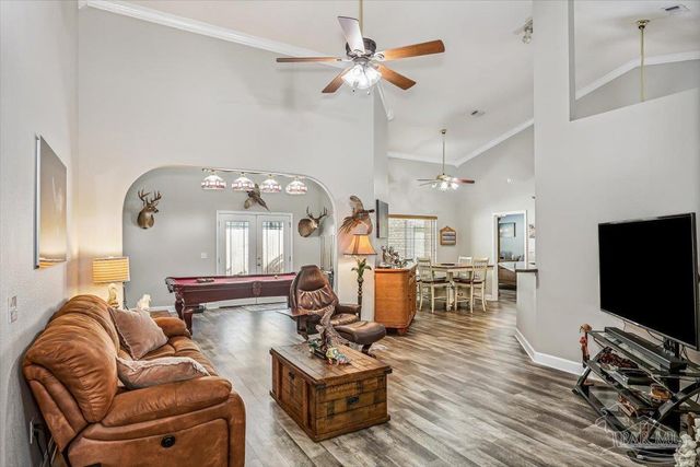 1000 Coronado Ct, Gulf Breeze, FL 32563