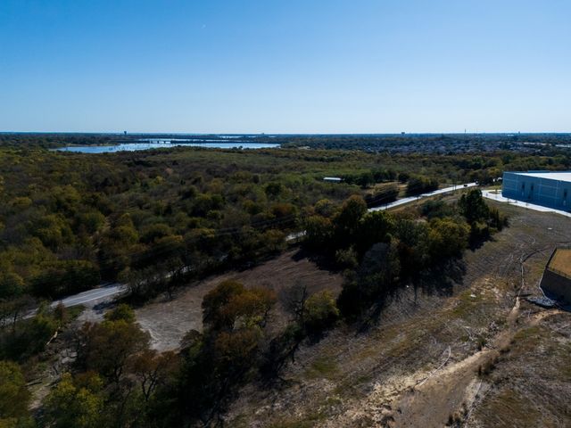 7909 Liberty Grove Road, Rowlett, TX 75089