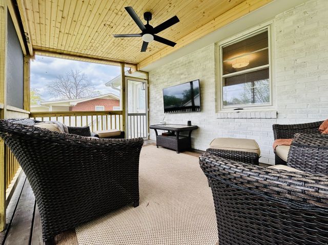 332 Keeton Ave, Old Hickory, TN 37138