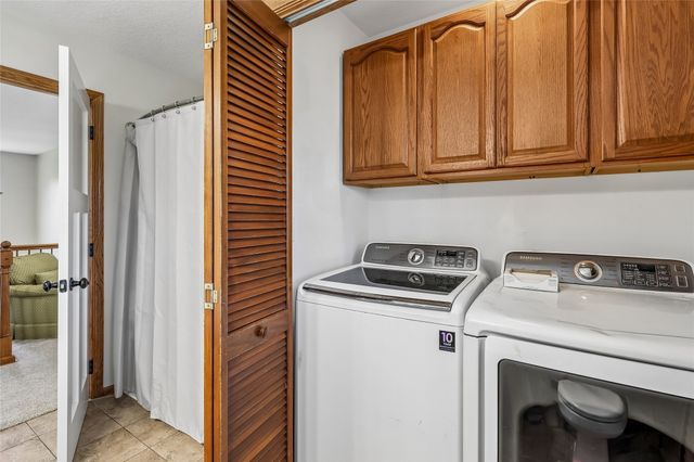 11900 NW Oaktree Drive, Grimes, IA 50111