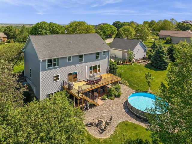 11900 NW Oaktree Drive, Grimes, IA 50111