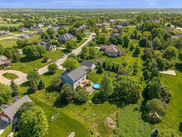 11900 NW Oaktree Drive, Grimes, IA 50111
