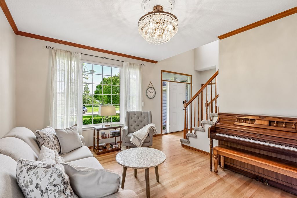 11900 NW Oaktree Drive, Grimes, IA 50111