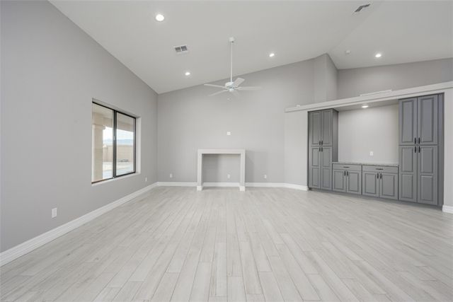 1295 E Barbary Drive, Fort Mohave, AZ 86426