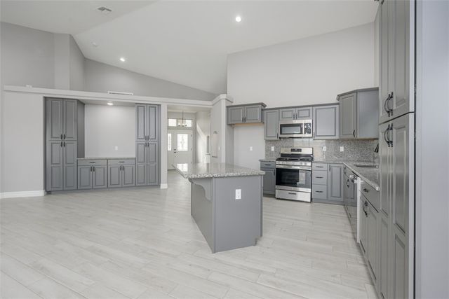 1295 E Barbary Drive, Fort Mohave, AZ 86426