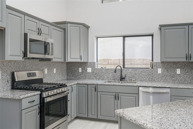 1295 E Barbary Drive, Fort Mohave, AZ 86426