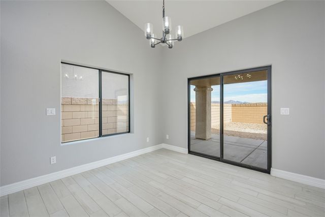 1295 E Barbary Drive, Fort Mohave, AZ 86426