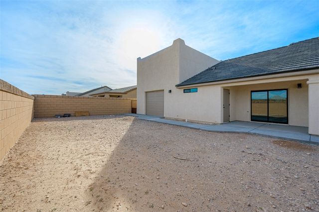 1295 E Barbary Drive, Fort Mohave, AZ 86426