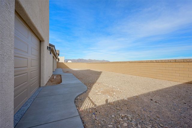 1295 E Barbary Drive, Fort Mohave, AZ 86426