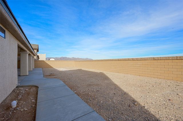 1295 E Barbary Drive, Fort Mohave, AZ 86426