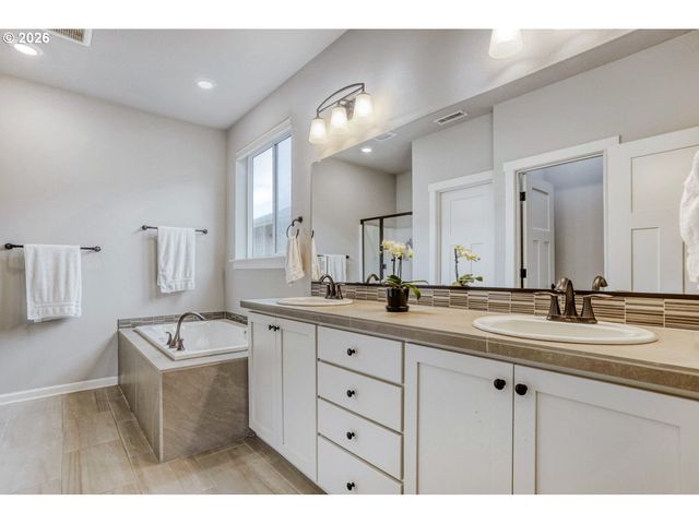 4822 Ne 109TH St, Vancouver, WA 98686