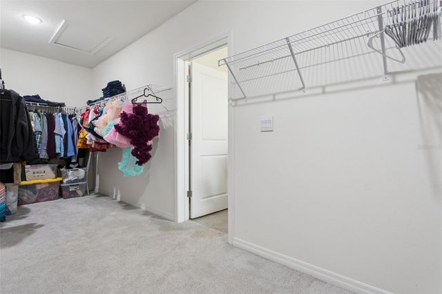9119 FORGE BREEZE LOOP, Wesley Chapel, FL 33545