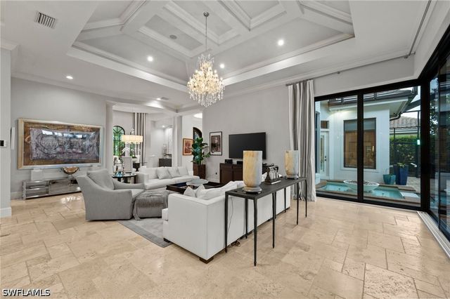 6002 Sunnyslope DR, Naples, FL 34119