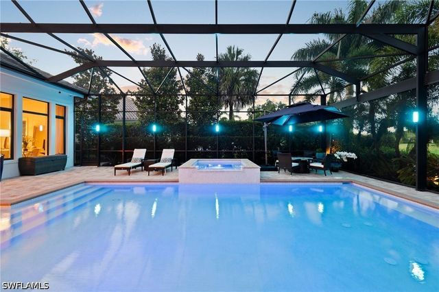 6002 Sunnyslope DR, Naples, FL 34119