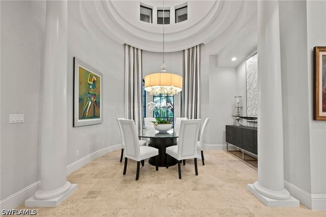 6002 Sunnyslope DR, Naples, FL 34119